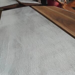 This is wood veneer glue