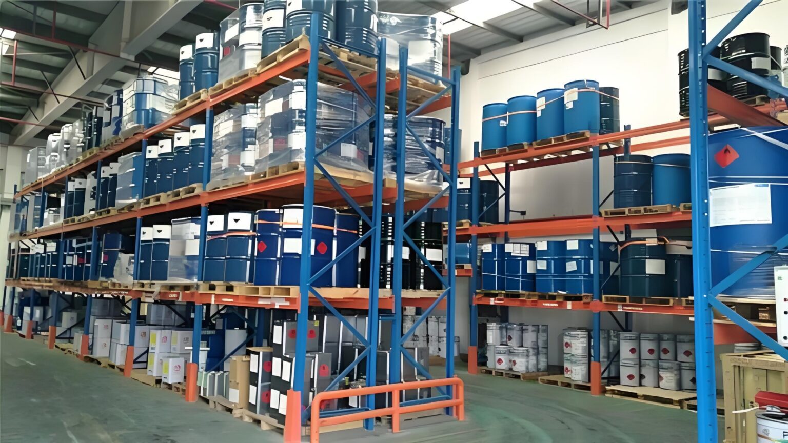 Raw material warehouse