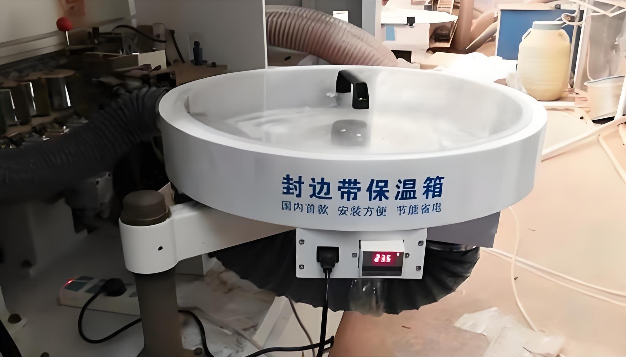 Edge banding with thermostatic device Edge banding with thermostatic device