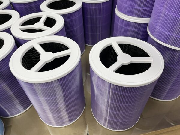 Hot melt adhesive for filters